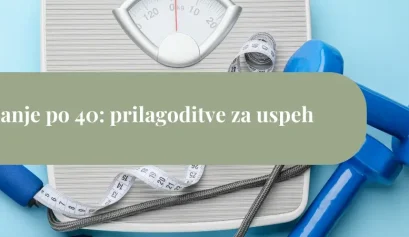 Tehtnica z merilnim trakom in modrimi ročkami na modrem ozadju kot simbol hujšanja po 40. letu