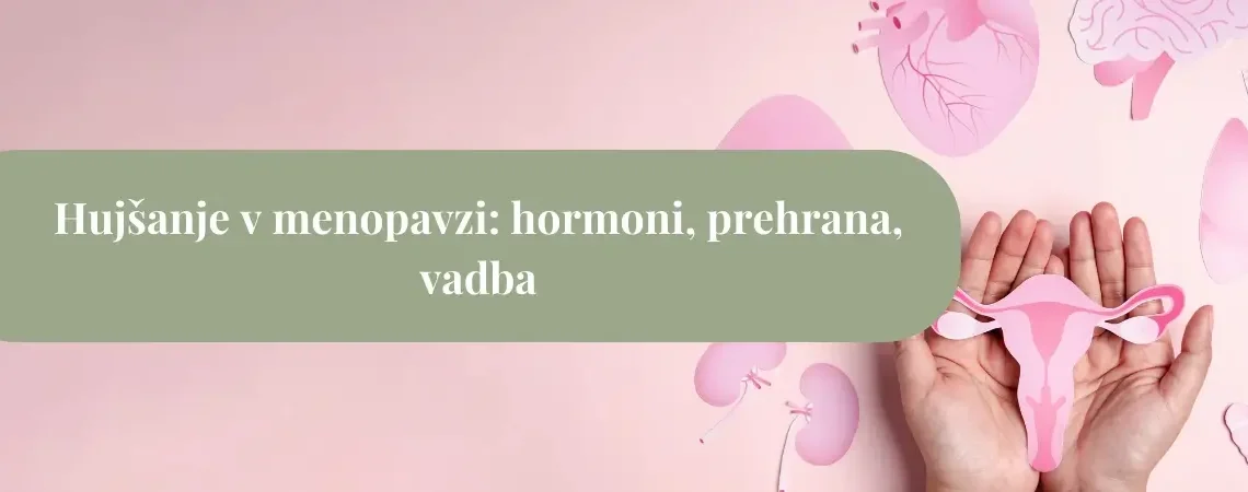 Roke z nežno rožnato ilustracijo ženskih reproduktivnih organov na pastelnem ozadju, simbol menopavze, hormonov in ženskega zdravja.